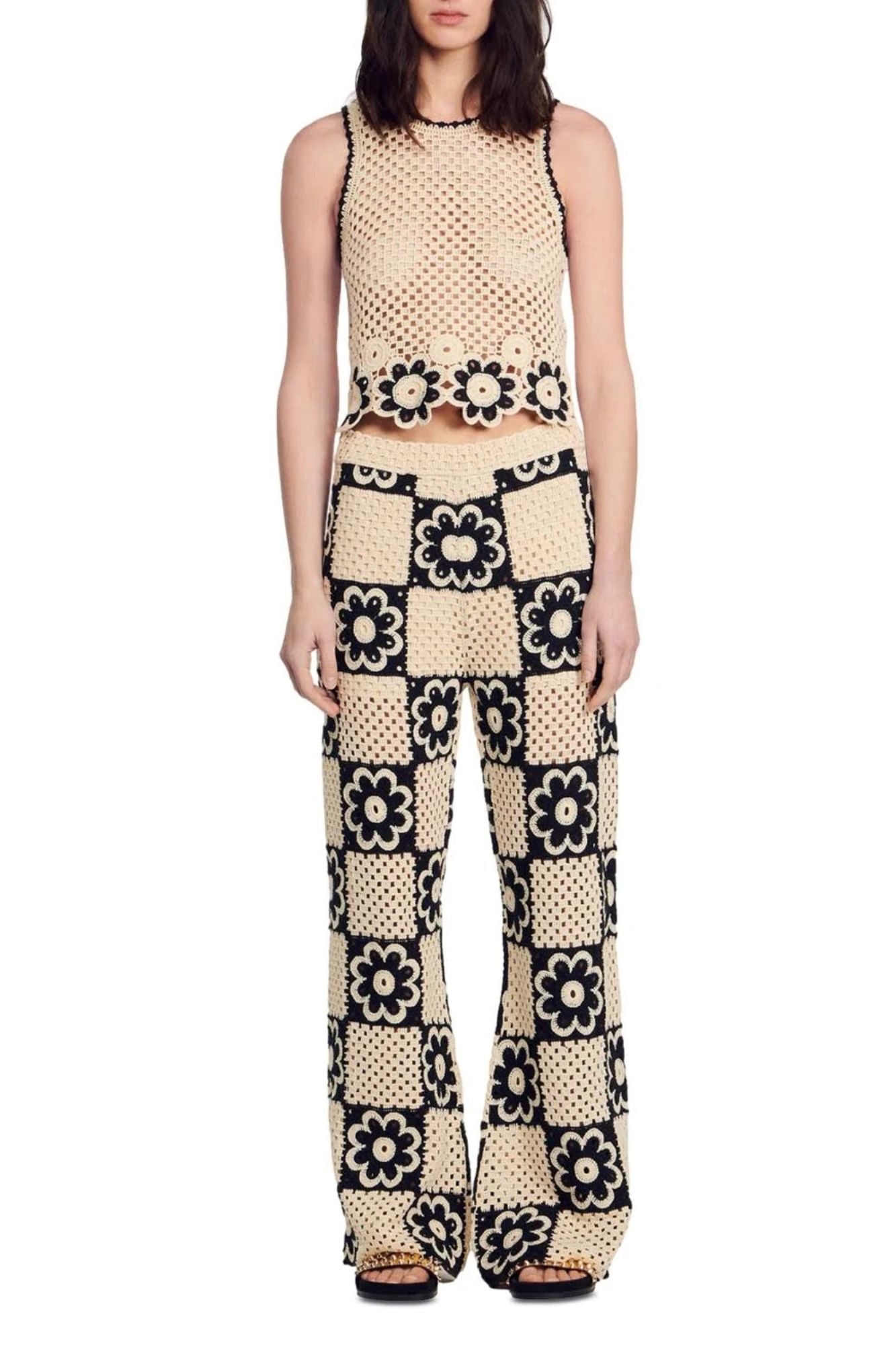 Conjunto Femenino de Ganchillo Artesanal