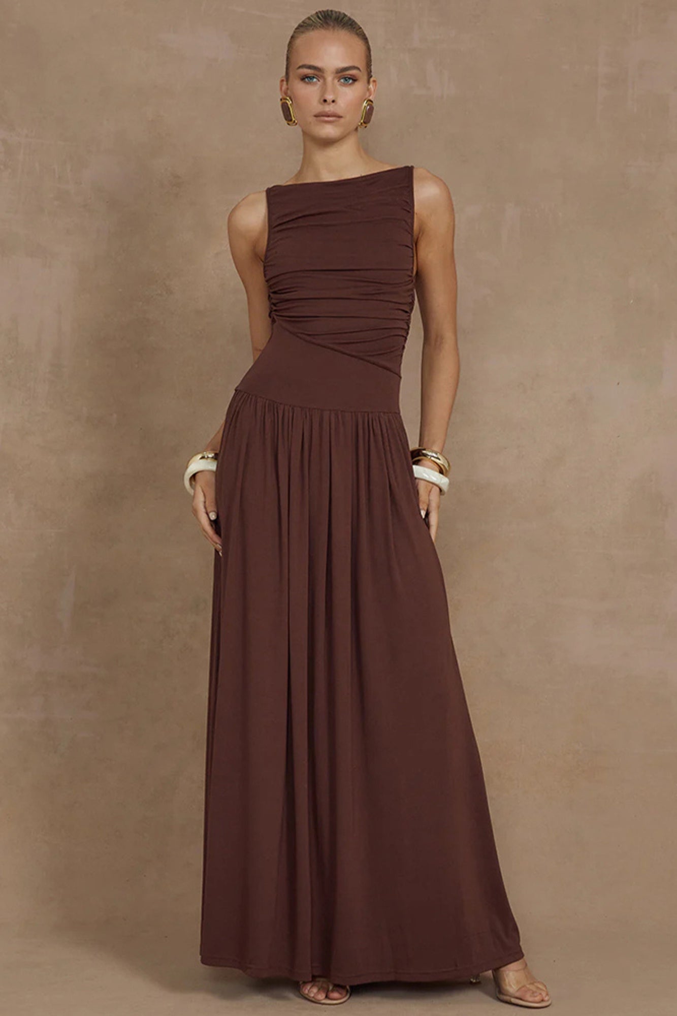 Vestido Largo Fruncido Elegante