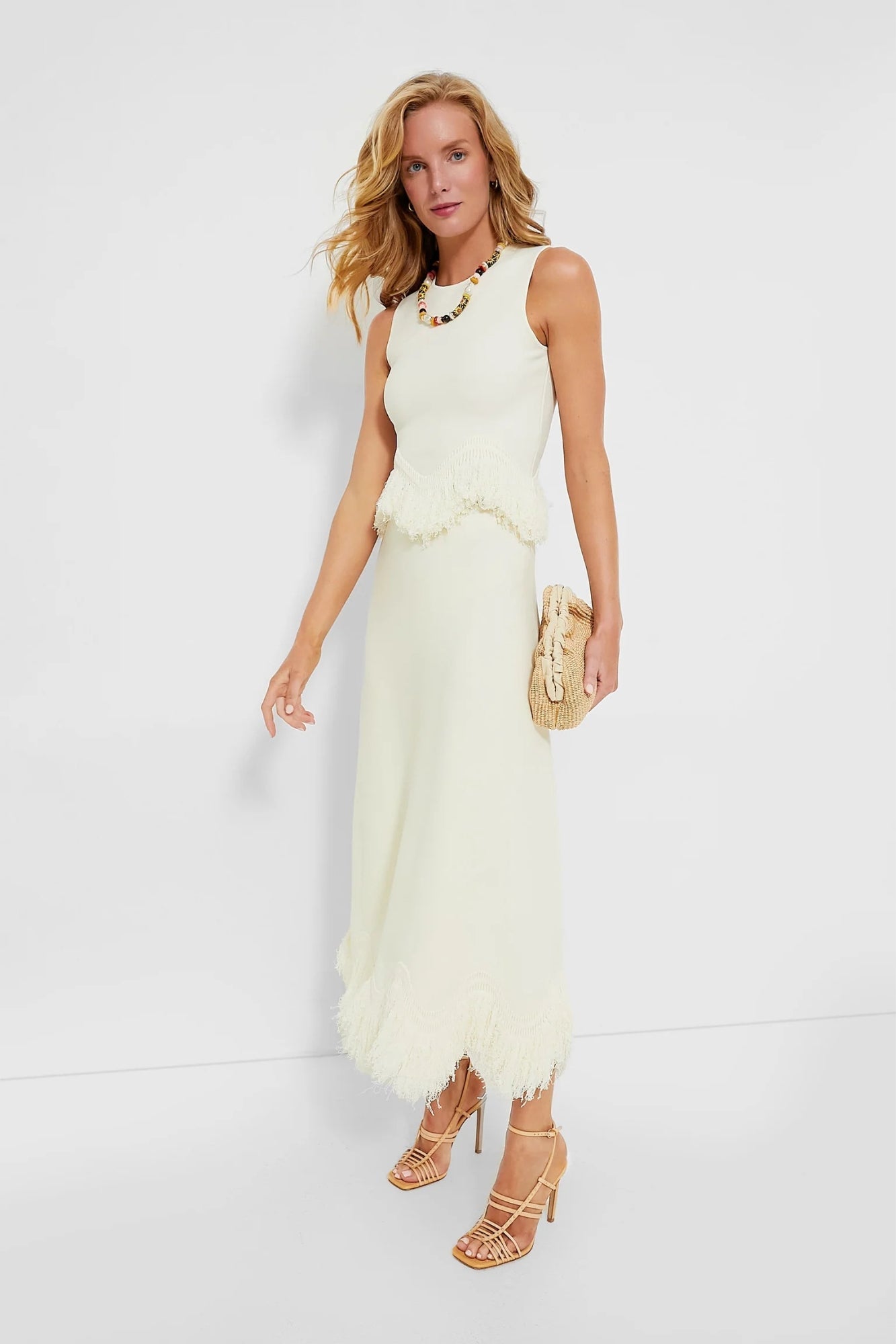 Conjunto Elegante con Flecos Sofisticado