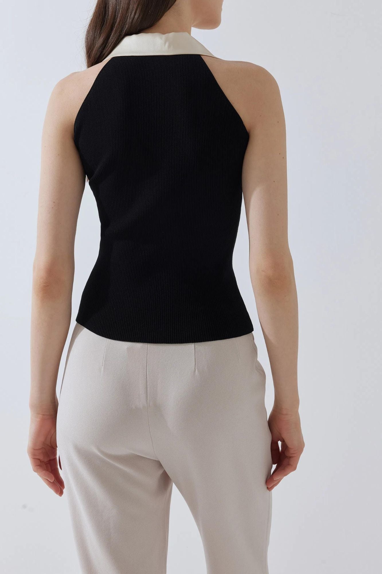 Blusa Satinada con Lazo