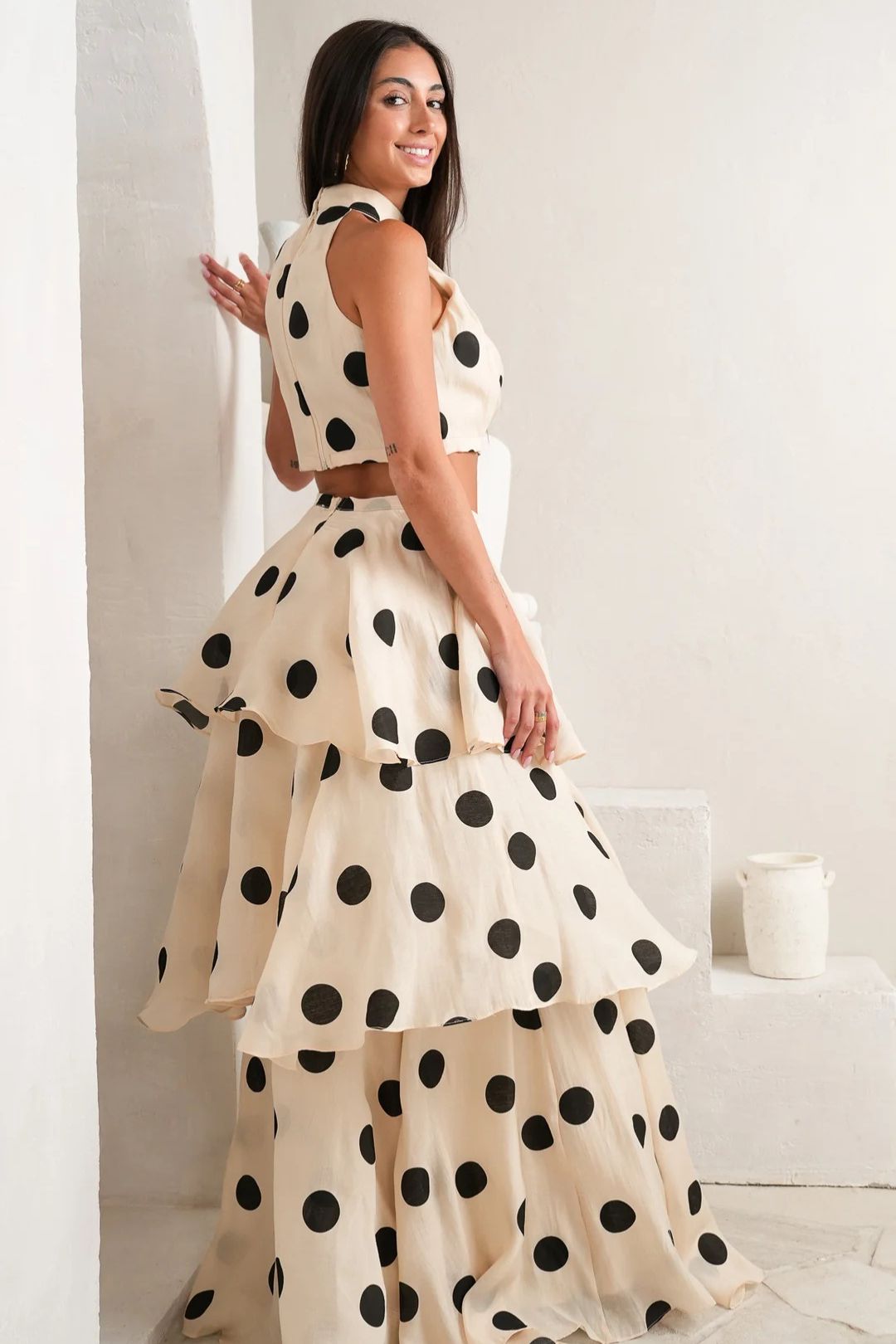 Conjunto de Falda Larga de Lunares