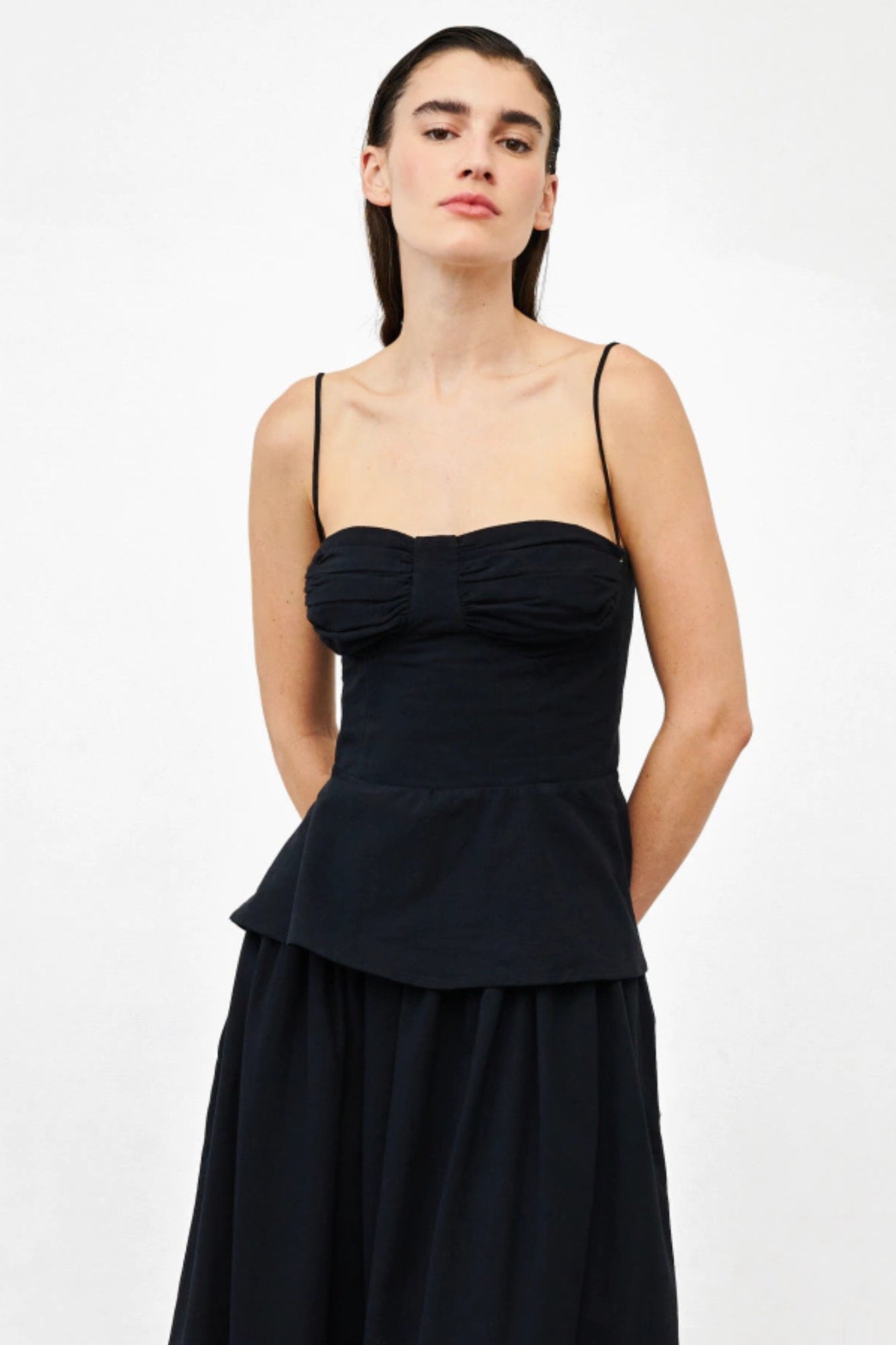 Blusa Asimétrica Tirantes Finos