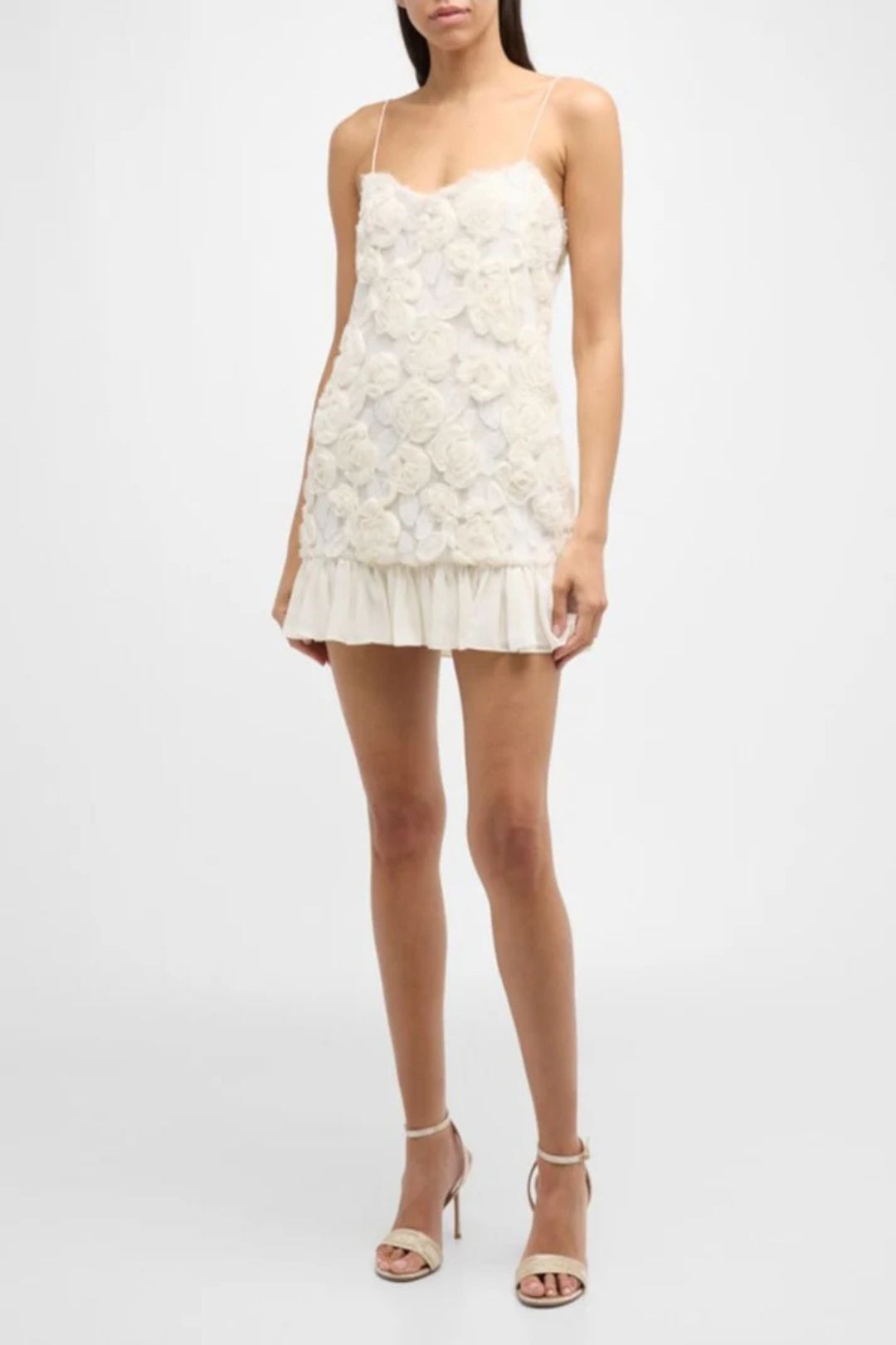 Vestido Elegante con Bordado Floral