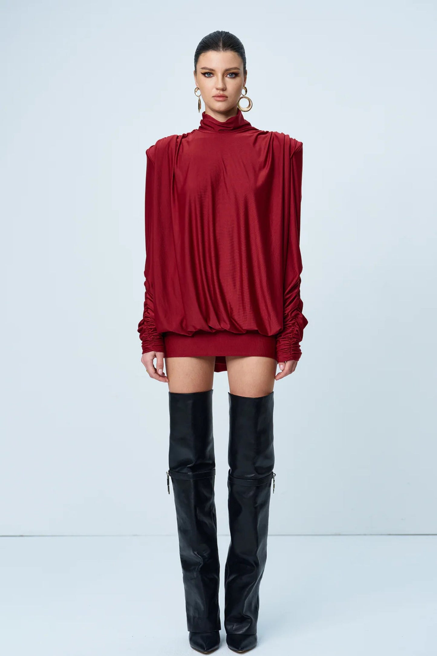 Vestido Curto Manga Larga