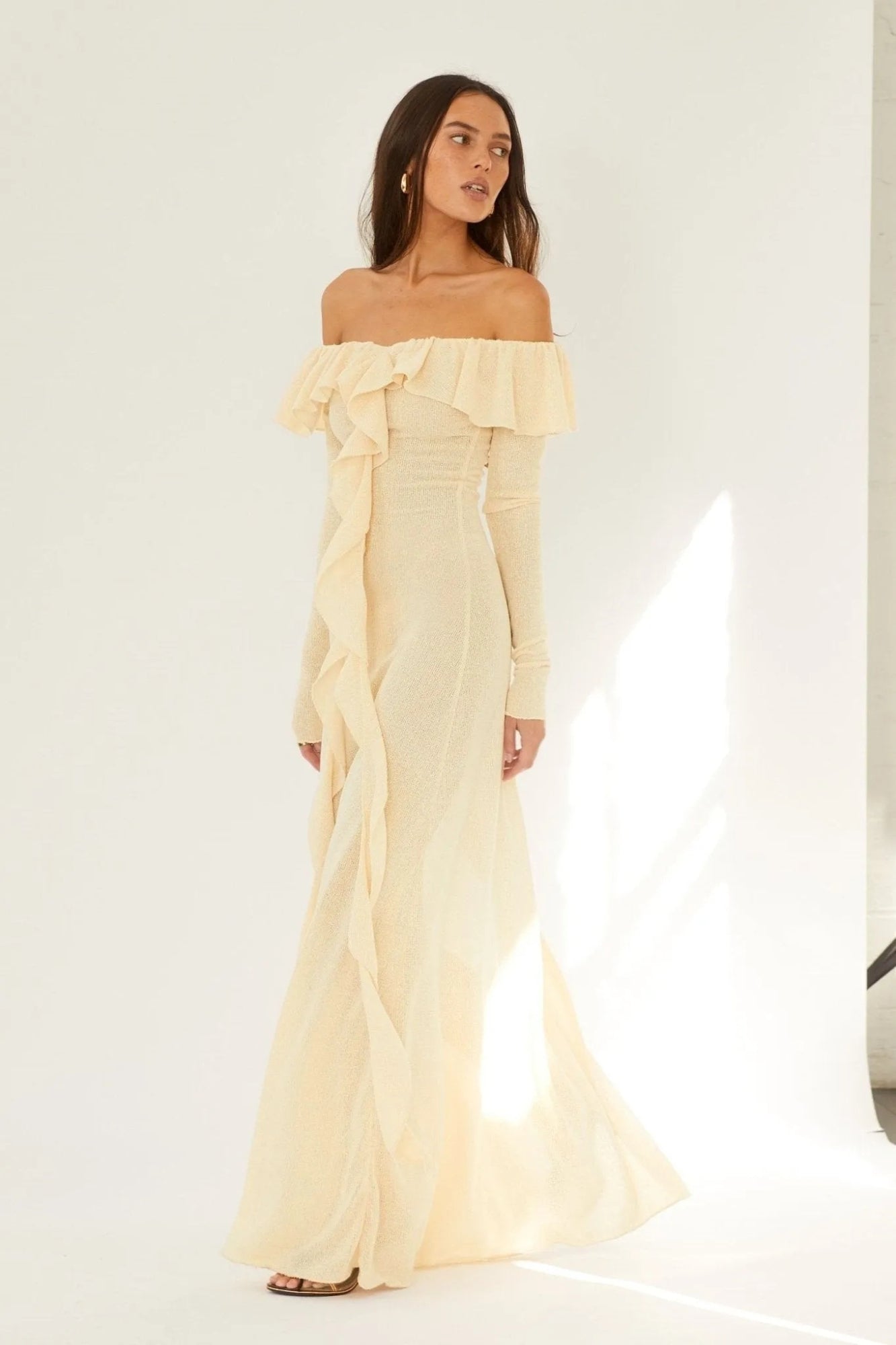 Vestido Elegante Hombros Descubiertos