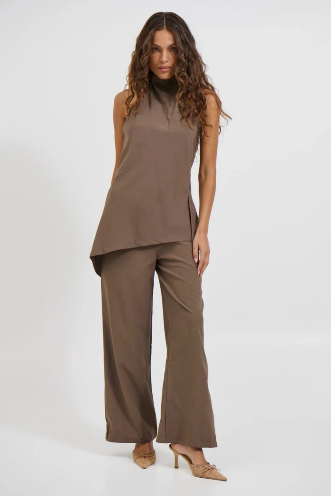Conjunto Elegante Asimétrico