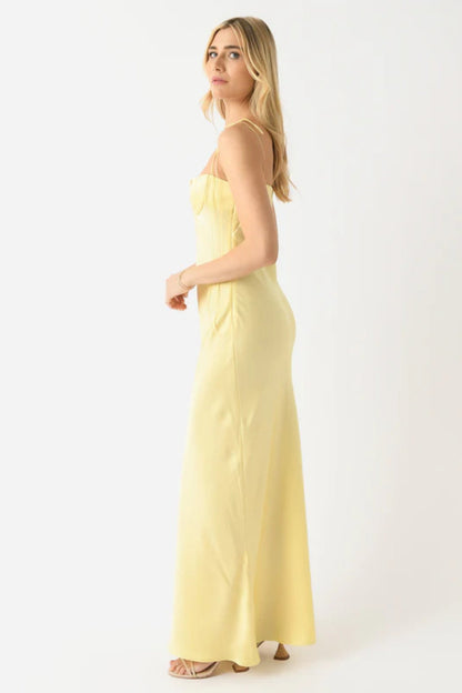 Vestido Largo Amarillo de Fiesta