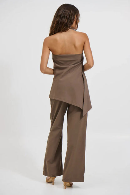 Conjunto Elegante Asimétrico